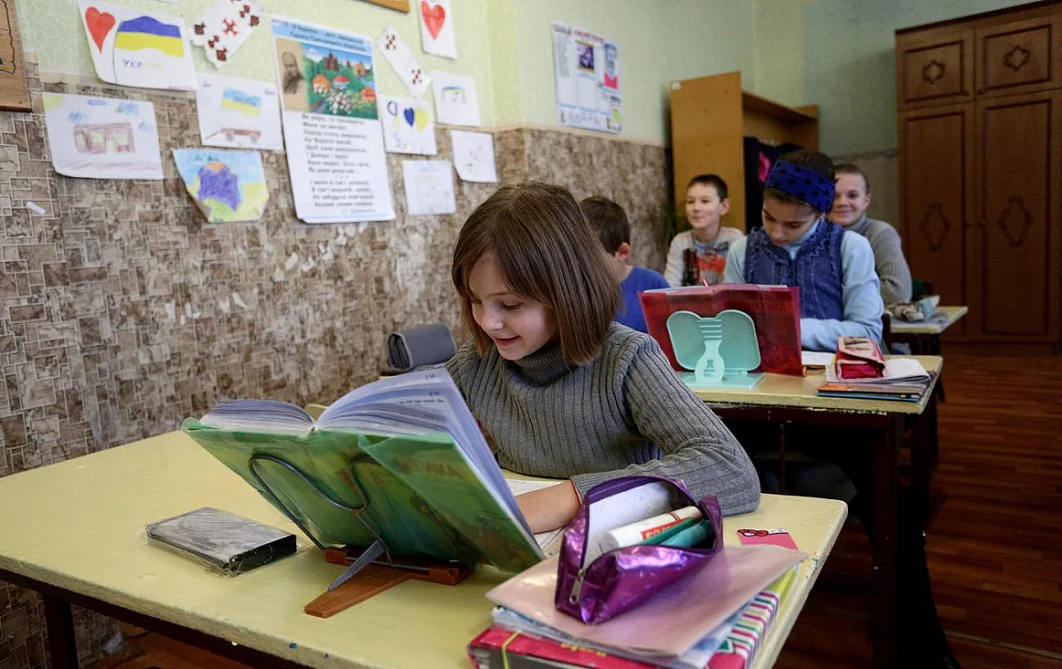На Миколаївщині школярам не вистачить підручників: названо причину На Миколаївщині школярам не вистачить підручників: названо причину