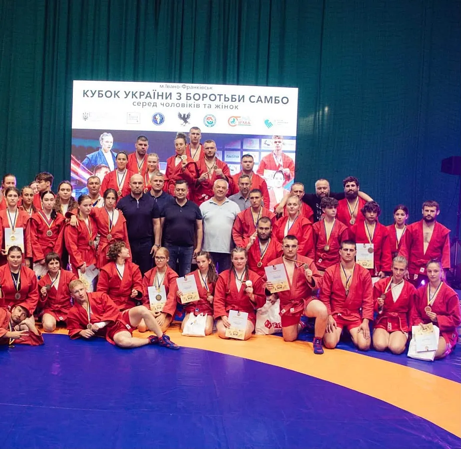 Спортсмены Николаевщины завоевали медали Кубка Украины по самбо Спортсмены Николаевщины завоевали медали Кубка Украины по самбо