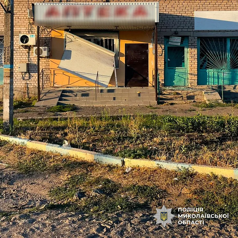 Наслідки смертельної атаки: зявилися фото з місця удару Миколаївщиною (фото 18+) Наслідки смертельної атаки: з\