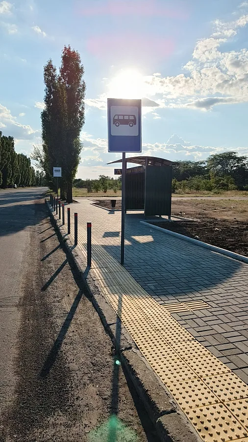 В Николаеве обустроили остановку общественного транспорта В Николаеве обустроили остановку общественного транспорта