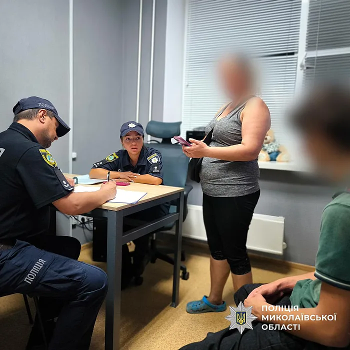 Після заходу сонця - увага до миколаївської молоді: поліцейські продовжують контролювати місця відпочинку неповнолітніх Після заходу сонця - увага до миколаївської молоді: поліцейські продовжують контролювати місця відпочинку неповнолітніх
