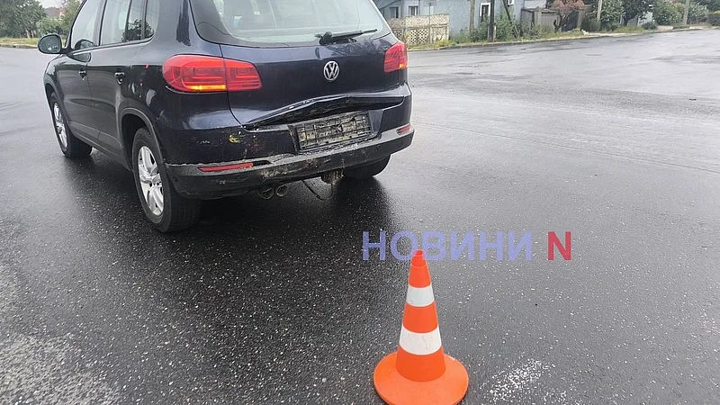 На перекрестке в Николаеве столкнулись «Жигули» и Volkswagen — пострадала женщина На перекрестке в Николаеве столкнулись «Жигули» и Volkswagen — пострадала женщина