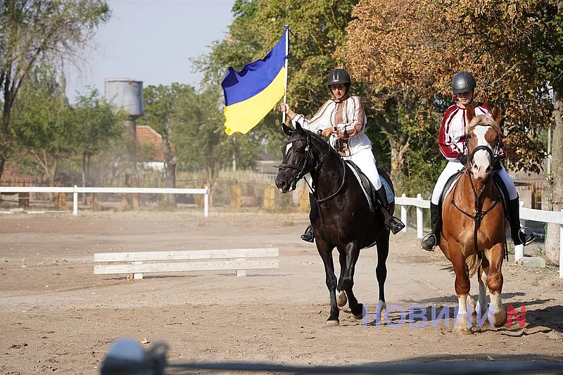 Кінний спорт повертається: у Миколаєві провели відкрите тренування (фото) Кінний спорт повертається: у Миколаєві провели відкрите тренування (фото)