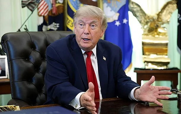 Трамп предложил Путину и Зеленскому прекратить войну Трамп предложил Путину и Зеленскому прекратить войну