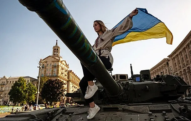 Стало известно, сколько украинцев чувствуют себя счастливыми, несмотря на войну Стало известно, сколько украинцев чувствуют себя счастливыми, несмотря на войну