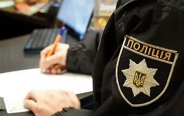 В Борисполе новорожденная девочка выпала с шестого этажа и погибла В Борисполе новорожденная девочка выпала с шестого этажа и погибла