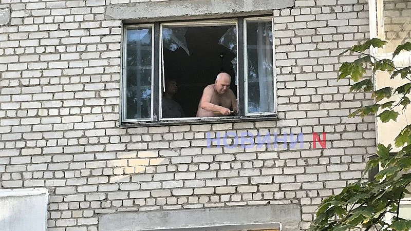 У Миколаєві дрон вибухнув на жвавій вулиці — вбито жінку в автомобілі, що проїжджав повз. У Миколаєві дрон вибухнув на жвавій вулиці — вбито жінку в автомобілі, що проїжджав поруч
