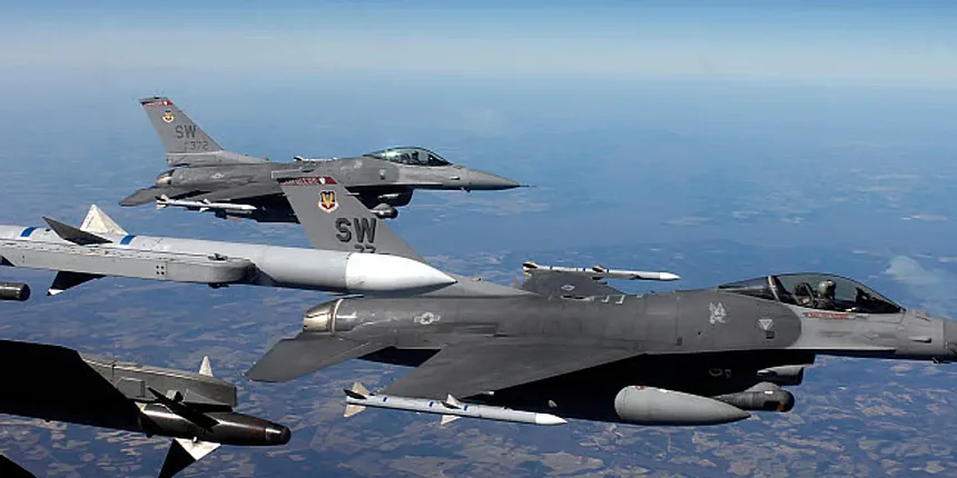 У F-16 в Украине может возникнуть дефицит ракет: The Economist предупреждает о проблемах с ПВО У F-16 в Украине может возникнуть дефицит ракет: The Economist предупреждает о проблемах с ПВО