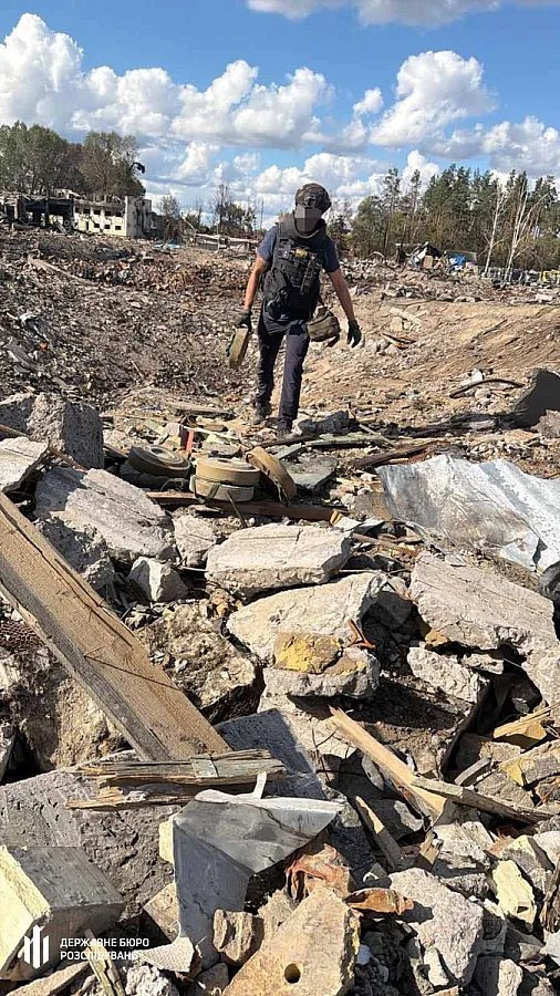 Взрыв склада боеприпасов под Киевом, из-за которого погибли 35 человек: руководителю подразделения СБУ объявили о подозрении Взрыв склада боеприпасов под Киевом, из-за которого погибли 35 человек: руководителю подразделения СБУ объявили о подозрении