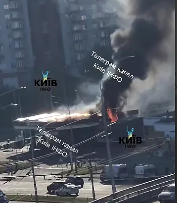 У Києві другий удар по АЗС за ранок: постраждали чотири людини У Києві другий удар по АЗС за ранок: постраждали чотири людини