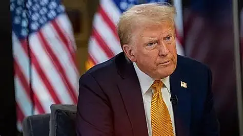 Трамп попросил Зеленского остановить удары по российским НПЗ Трамп попросил Зеленского остановить удары по российским НПЗ