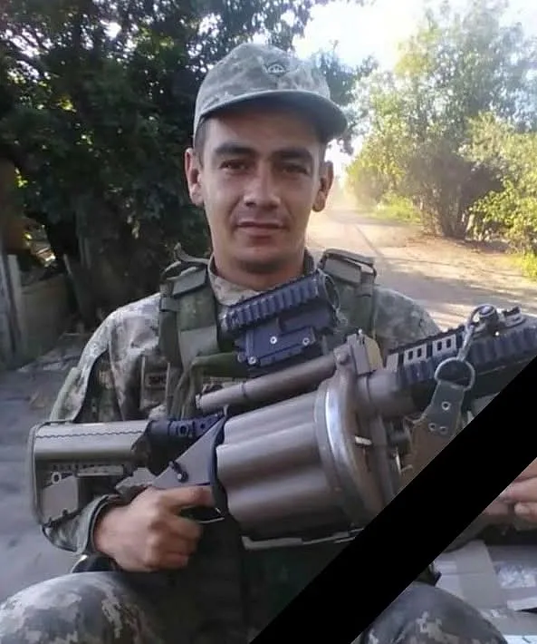 Двое защитников из Николаевской области погибли в боях за Украину Двое защитников из Николаевской области погибли в боях за Украину