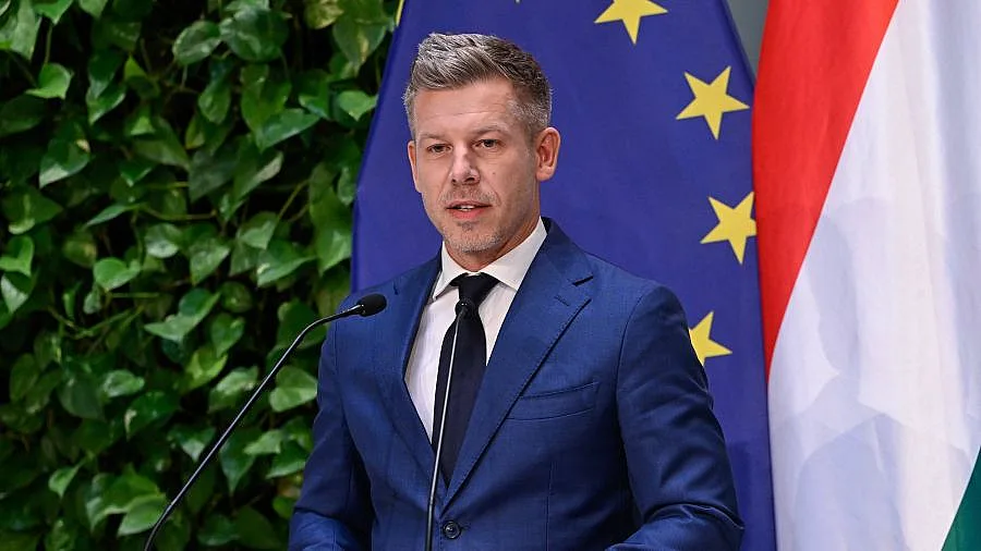 Премьер Венгрии заявил, что в стране не будут строить хранилища украинской нефти Премьер Венгрии заявил, что в стране не будут строить хранилища украинской нефти