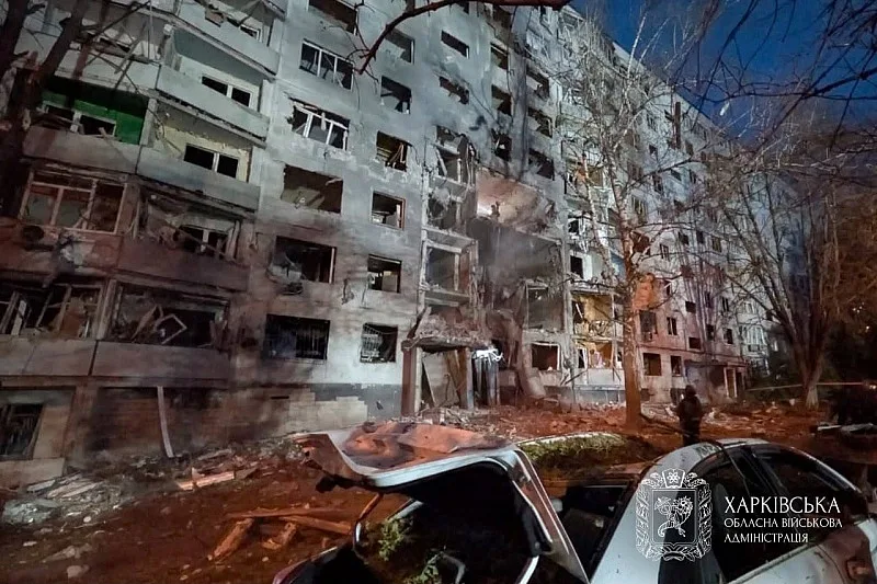 Удар КАБ по Харькову: пострадали 22 человека, среди них восемь детей Удар КАБ по Харькову: пострадали 22 человека, среди них восемь детей