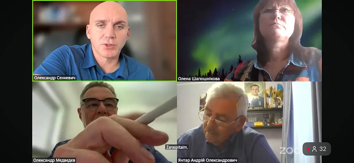В Николаеве депутаты собрались на сессию горсовета (видео) В Николаеве депутаты собрались на сессию горсовета (видео)