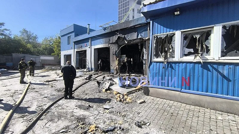 Зявилися перші фото та відео наслідків ворожої атаки по Миколаєву З\