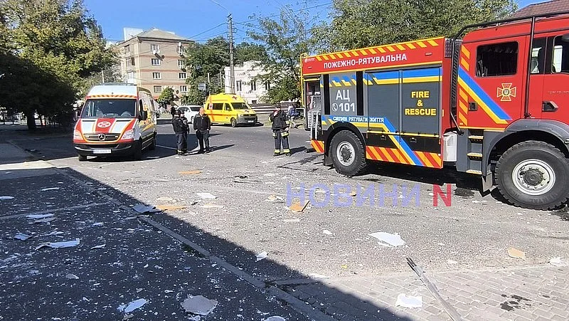 Зявилися перші фото та відео наслідків ворожої атаки по Миколаєву З\
