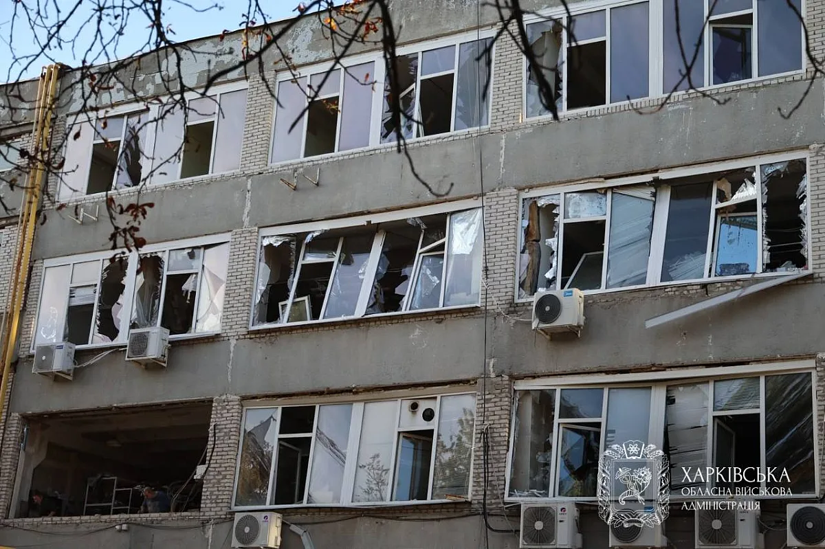 Десятки пострадавших и погибшие: что известно о последствиях российских атак в областях Украины (фото, видео) Десятки пострадавших и погибшие: что известно о последствиях российских атак в областях Украины (фото, видео)