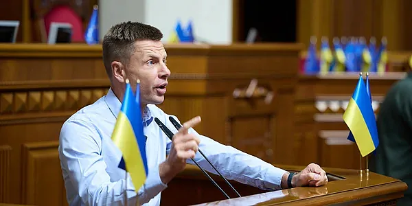 Гончаренко исключили из партии ЕС: не так призывал к перемирию Гончаренко исключили из партии ЕС: не так призывал к перемирию