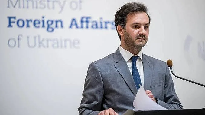 МИД Украины назвал пять форматов прекращения огня, которые готов рассмотреть Киев МИД Украины назвал пять форматов прекращения огня, которые готов рассмотреть Киев