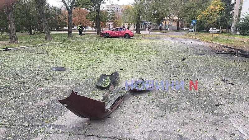 Появились новые фото последствий ночной атаки на Николаев Появились новые фото последствий ночной атаки на Николаев