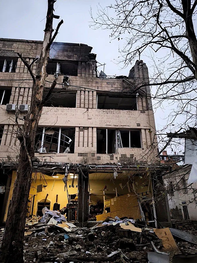 В Николаеве повреждены здания налоговой после обстрела: будут ли принимать посетителей В Николаеве повреждены здания налоговой после обстрела: будут ли принимать посетителей