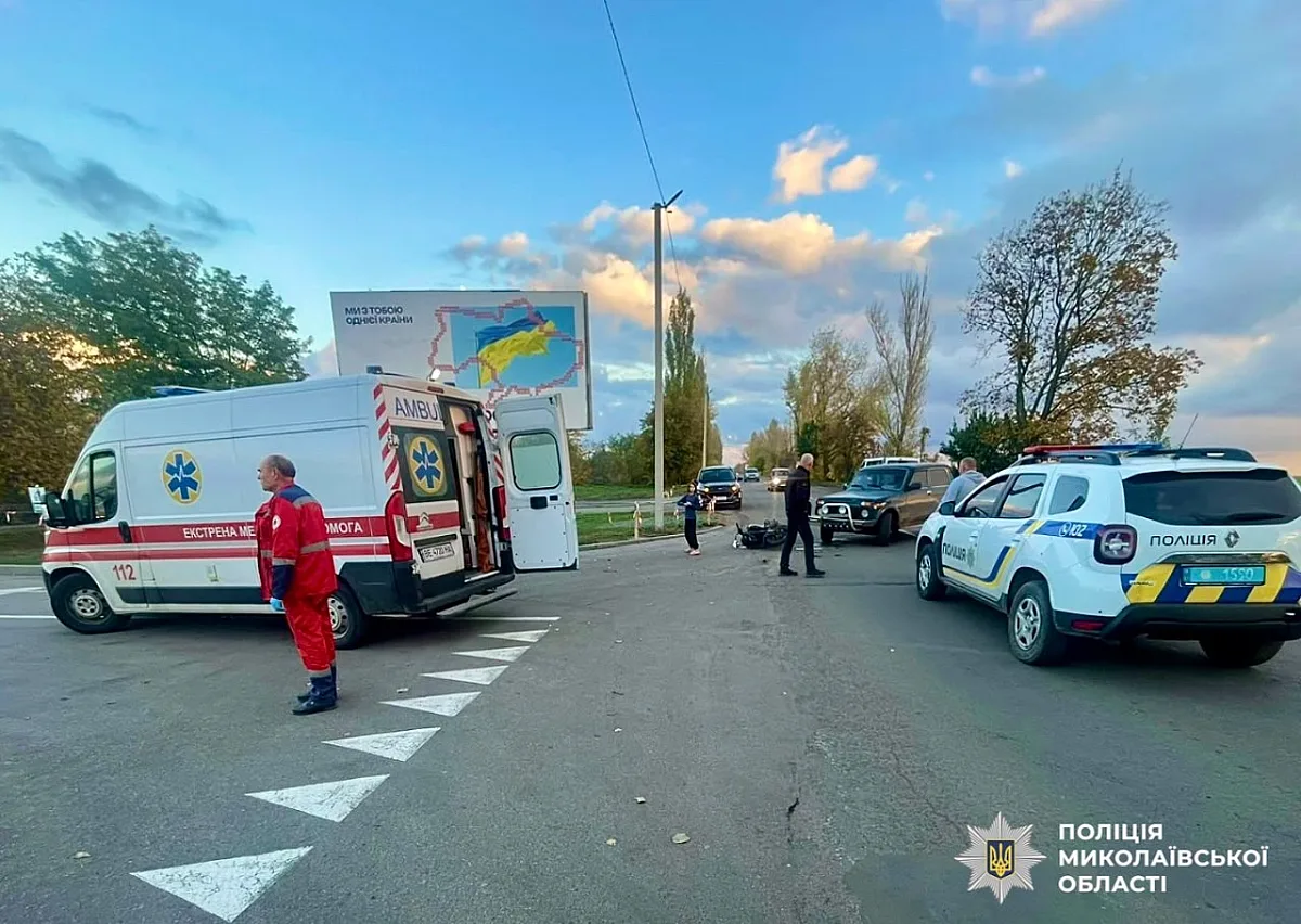 В Первомайске столкнулись ВАЗ и мотоцикл: 39-летнего водителя госпитализировали В Первомайске столкнулись ВАЗ и мотоцикл: 39-летнего водителя госпитализировали
