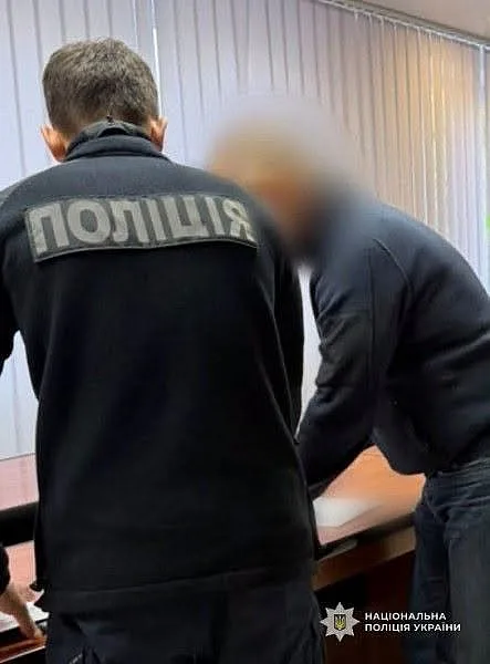 В Днепропетровской области мэра подозревают в растрате более 1,2 млн грн на ремонте дорог В Днепропетровской области мэра подозревают в растрате более 1,2 млн грн на ремонте дорог