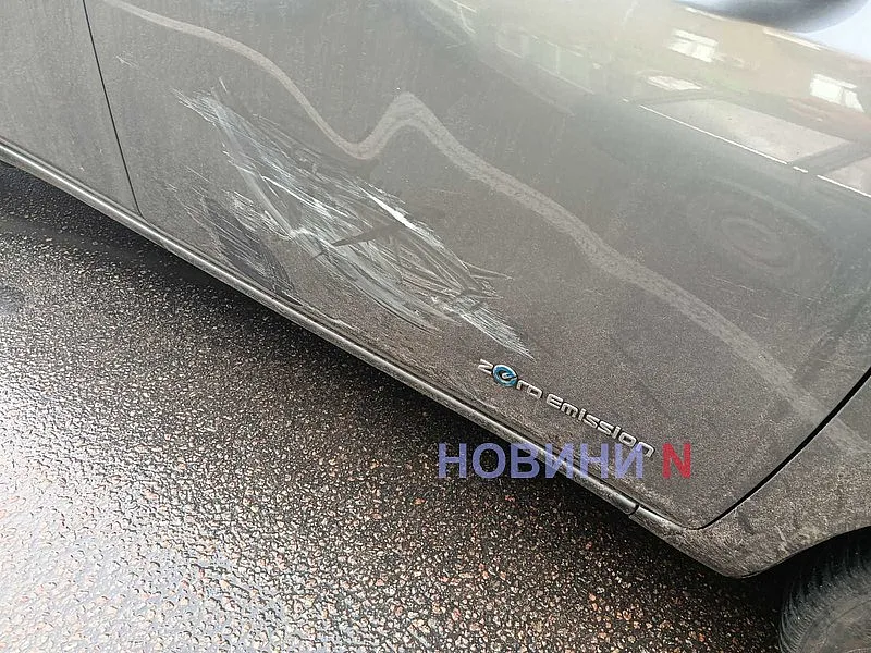 Два Nissan зіткнулися на проспекті в Миколаєві - утворився затор Два Nissan зіткнулися на проспекті в Миколаєві - утворився затор