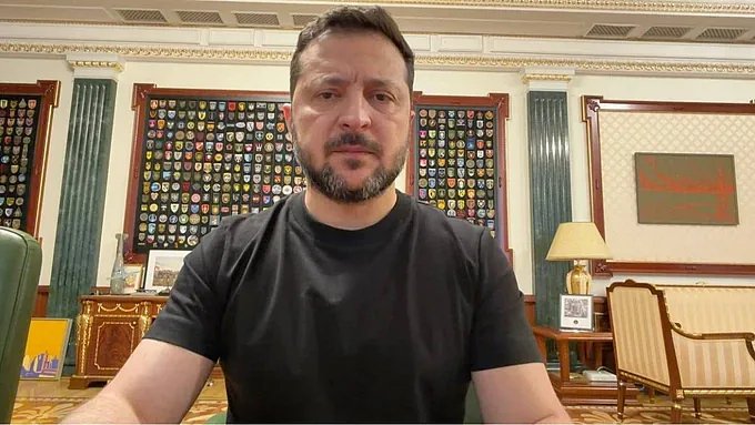 Зеленский анонсировал гуманитарную операцию по разблокированию оккупированных Олешек Зеленский анонсировал гуманитарную операцию по разблокированию оккупированных Олешек