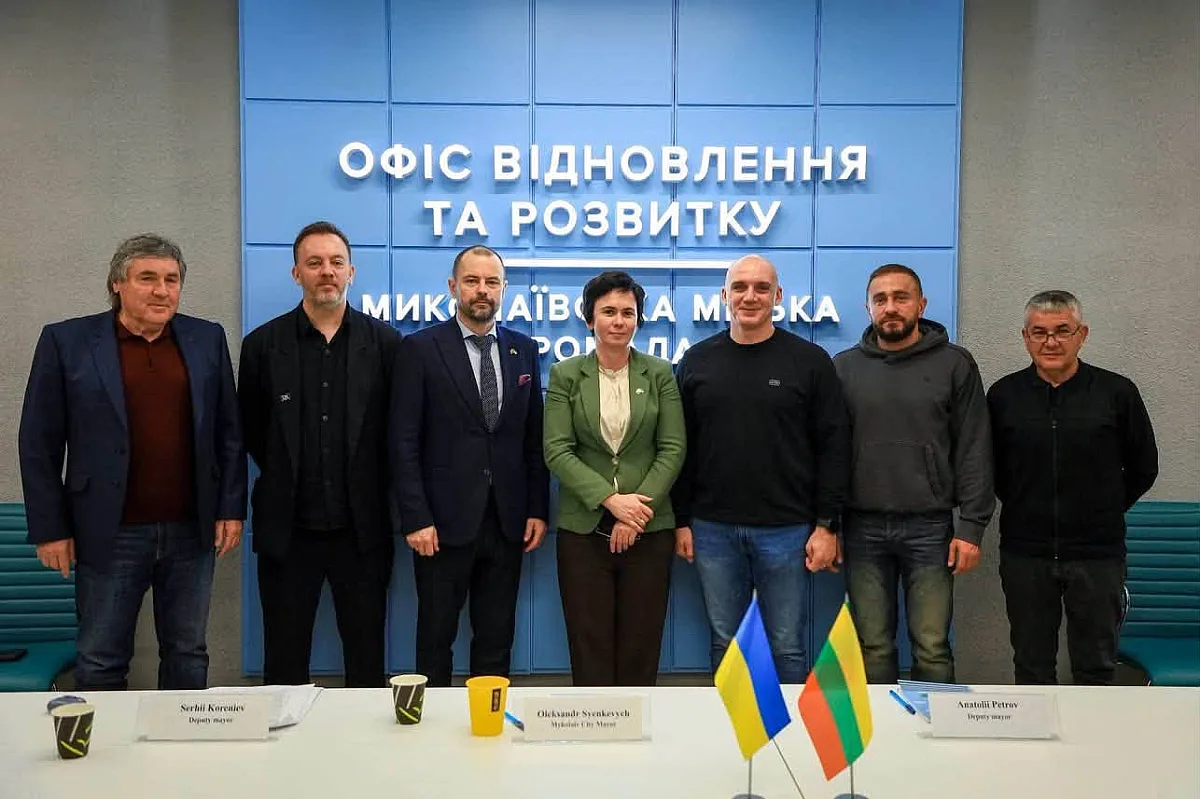 Николаев обсудил с послом Литвы подготовку к зиме и поддержку городской инфраструктуры Николаев обсудил с послом Литвы подготовку к зиме и поддержку городской инфраструктуры