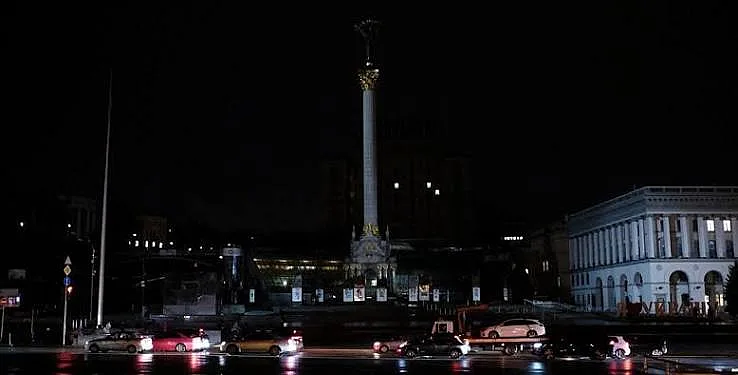 В Киеве этой зимой будет «замкнутый круг» из отключений света и аварий, - WSJ В Киеве этой зимой будет «замкнутый круг» из отключений света и аварий, - WSJ