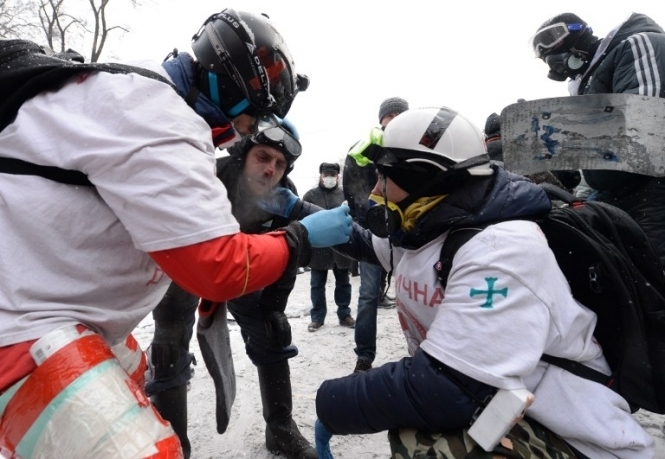 Между активистами Майдана и "Спільною справою" — перестрелка. Ранены шесть человек