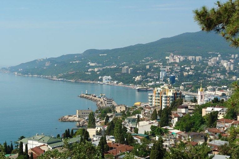 Россияне массово скупают квартиры на Южном берегу Крыма