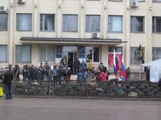 Пророссийские активисты покинули здание горотдела милиции в Краматорске