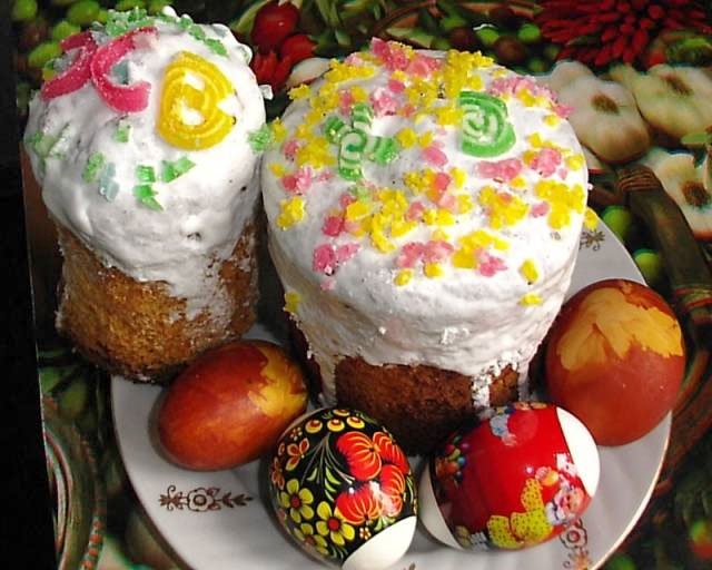 Православные христиане сегодня празднуют свой главный праздник - Пасху