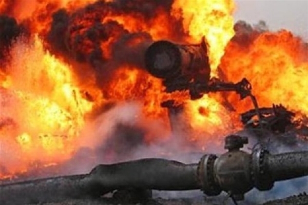 Взрыв на газопроводе "Уренгой-Помары-Ужгород" произошел из-за разгерметизации трубы - ГСЧС