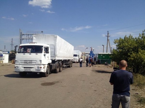 В Украину въехал первый грузовик российской гуманитарной колонны. ТРАНСЛЯЦИЯ