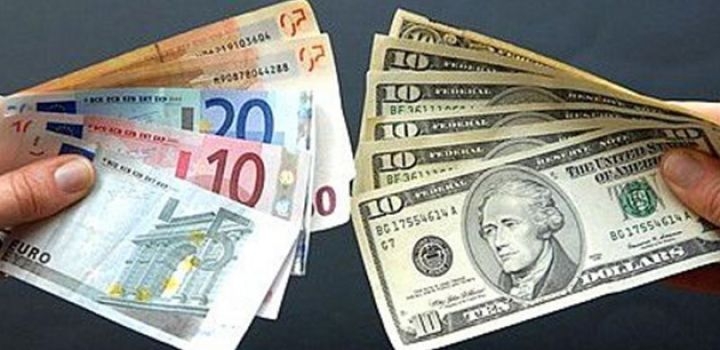 Глава НБУ обещает стабилизировать доллар жесткими админмерами