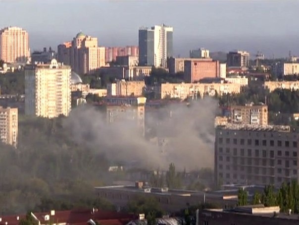 В Донецке день города проходит под артиллерийскую канонаду