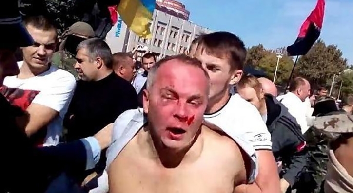В Одессе избили Нестора Шуфрича. ВСЕ ВИДЕО
