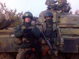 Николаевские десантники в Донецком аэропорту захватили  танк
