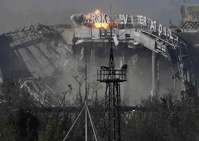 Боевики продолжают штурмовать и обстреливать из минометов аэропорт в Донецке, - «ИС» ВИДЕО