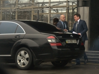 Кто на чем: Ляшко купил элитный Cadillac Escalade, а вице-премьер ездит на Mercedes