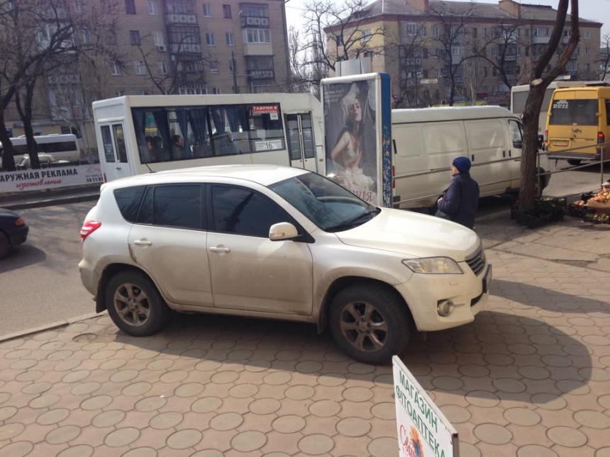 Как паркуются в Николаеве (фото) ОБНОВЛЕНО