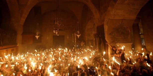 Николаевцев приглашают зажечь лампадки от Благодатного огня и создать духовную цепь единения Николаевщины 