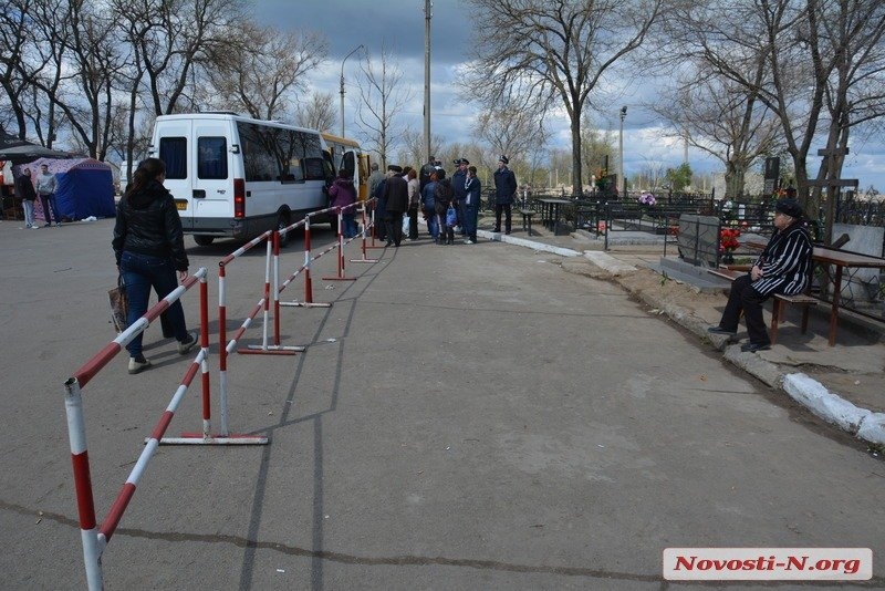 Поминальное воскресенье: впервые без очереди на маршрутки