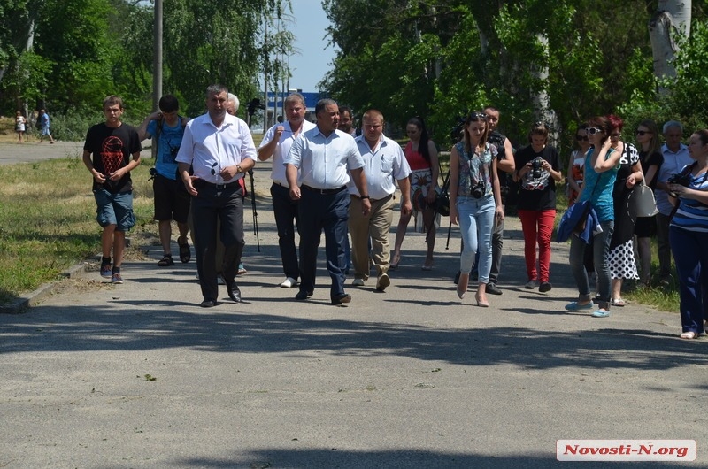 Николаевский городской голова проинспектировал пляж «Стрелка» и парк «Победа». ФОТОРЕПОРТАЖ