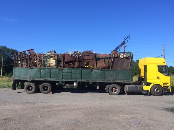 На Николаевщине водитель перевозил металлолом на «сомнительном» грузовике 