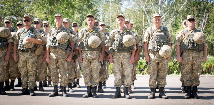 Семьи погибших участников АТО не получают субсидии - николаевские десантники обещают навестить Яценюка